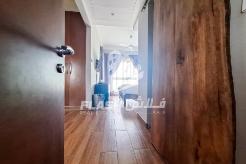 Townhouse in Al Hamra Village, Ras Al Khaimah, UAE 3 bedrooms, 263.2 sq.m. № 611752 - photo 11