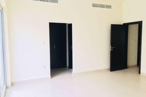 Maison de ville à louer à Al Warsan, Dubai, EAU 3 chambres, 156 m2 № 703299 - photo 4