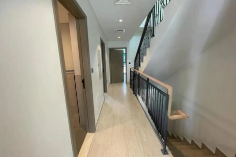 Damac Lagoons, Dubai, BAE’de kiralık sıra ev 4 yatak odası, 144 m&sup2; No 703300 - fotoğraf 12