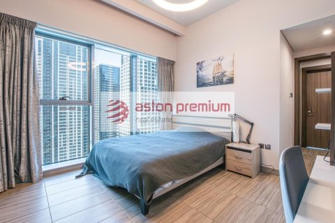 Apartment til salg i Jumeirah Lake Towers, Dubai, UAE 2 soveværelser, 124 kvm № 703298 - foto 15