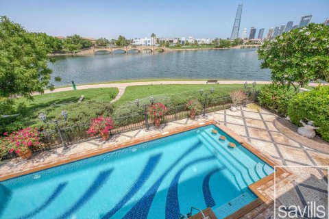 Jumeirah Islands, Dubai, UAE의 빌라 침실 5개, 1302.87제곱미터 번호 758683