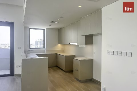 Dubai, UAE의 임대용 아파트 침실 3개, 181.8제곱미터 번호 652421 - 사진 10