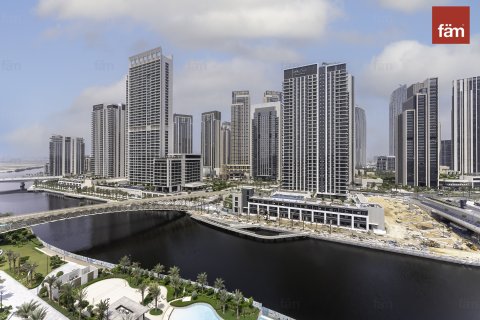 Dubai, UAE의 임대용 아파트 침실 3개, 181.8제곱미터 번호 652421 - 사진 3