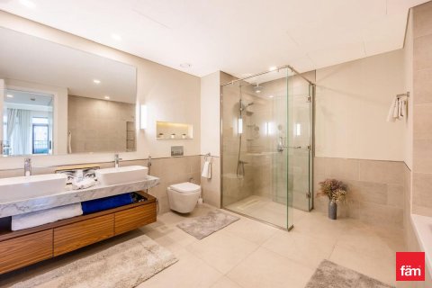 Apartemen di Umm Suqeim, Dubai, UEA 4 kamar tidur, 261.6 m2 nomor 652417 - foto 11