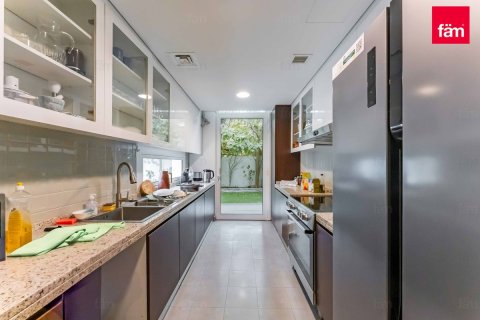 Dubai, BAE’de satılık townhouse 3 yatak odası, 422.9 m&sup2; No 652422 - fotoğraf 6