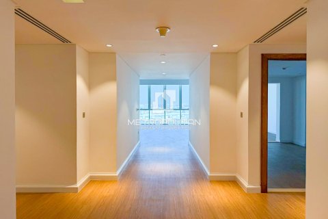 Apartment sa Palm Jumeirah, Dubai, UAE 3 silid-tulugan, 377 sq.m. № 664875 - larawan 6