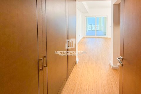 Apartment sa Palm Jumeirah, Dubai, UAE 3 silid-tulugan, 377 sq.m. № 664875 - larawan 20
