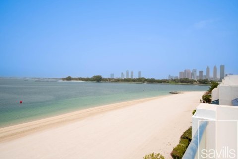 Vilă de închiriat în Palm Jumeirah, Dubai, EAU 5 dormitoare, 270.91 mp.  №753533 - poză 2