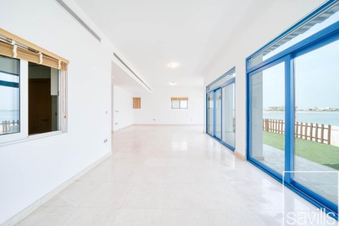 Vilă de închiriat în Palm Jumeirah, Dubai, EAU 5 dormitoare, 270.91 mp.  №753533 - poză 5