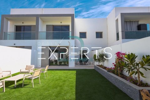 Řadový dům na Yas Island, Abu Dhabi, SAE 2 ložnice, 216.6 m² Č.: 554449 - fotografie 1