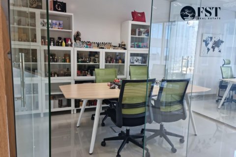 Escritório para arrendamento em Business Bay, Dubai, EAU 104.7 m2 № 554448 - foto 15