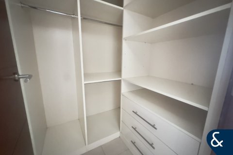 Apartemen di SOUTH RIDGE di Downtown Dubai (Downtown Burj Dubai), UEA 1 kamar tidur, 101 m2 nomor 698485 - foto 14