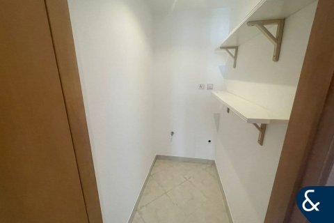 Διαμέρισμα σε THE LINKS σε The Views, Dubai, ΗΑΕ 2 υπνοδωμάτια, 124 τ.μ. Αρ. 698486 - φωτογραφία 14