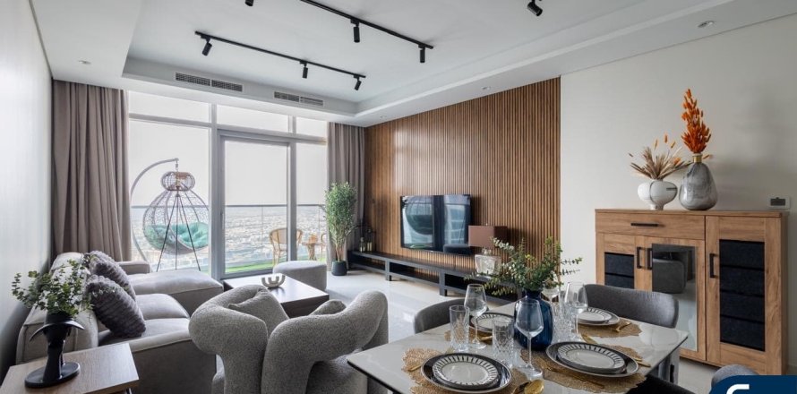 Byt v PARAMOUNT TOWER HOTEL & RESIDENCES v Business Bay, Dubai, SAE 2 ložnice, 113 m² Č.: 698472