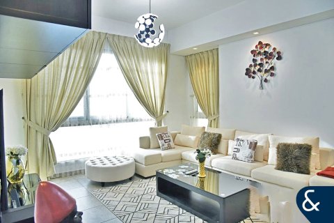Apartament në MARINA RESIDENCES në Palm Jumeirah, Dubai, Emiratet e Bashkuara Arabe 2 dhoma gjumi, 162 m2. № 698469