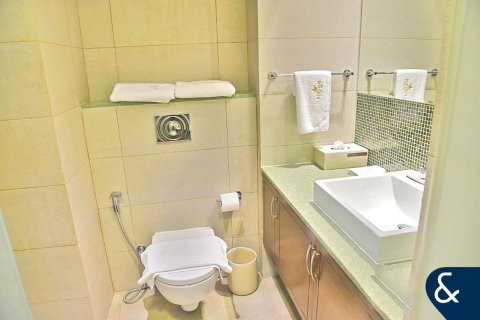 Apartamento para arrendamento em Palm Jumeirah, Dubai, EAU 2 quartos, 162 m2 № 698469 - foto 9