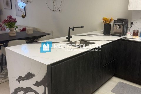 Radhus till försäljning i Al Reef, Abu Dhabi, UAE 4 sovrum, 204.4 kvm Nr. 693706 - fotografi 11