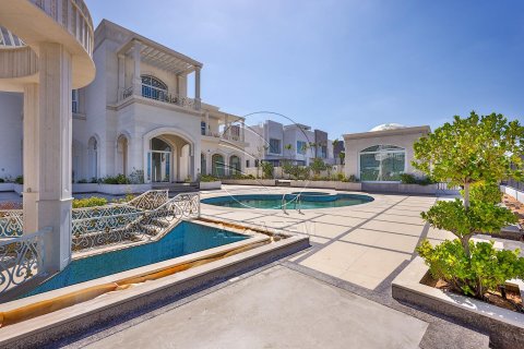 Vila na Saadiyat Island, Abu Dhabi, SAE 10 ložnice, 2845 m² Č.: 615582 - fotografie 2
