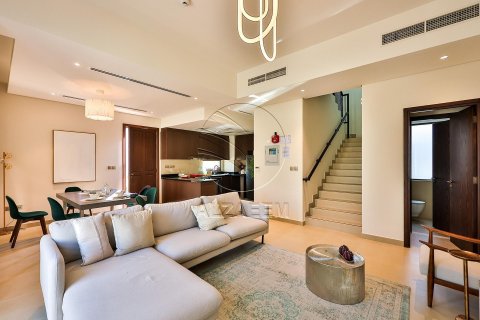 Khalifa City, Abu Dhabi, UAE의 판매용 타운하우스 침실 2개, 125제곱미터 번호 615586 - 사진 9