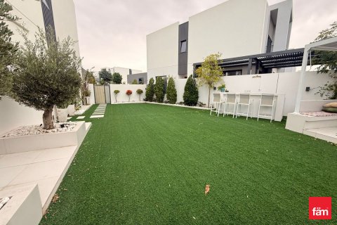 Kuća u nizu u Dubai, UAE 4 spavaćih soba, 361.9 m2 Br. 702278 - fotografija 3