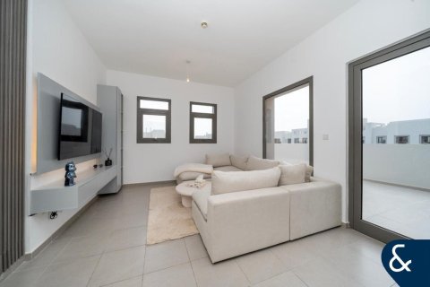 Apartment til salg i Town Square, Dubai, UAE 3 soveværelser, 139 kvm № 666578 - foto 1