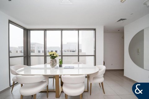 Apartment til salg i Town Square, Dubai, UAE 3 soveværelser, 139 kvm № 666578 - foto 2