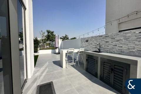 Řadový dům v Dubai Land, Dubai, SAE 4 ložnice, 216 m² Č.: 666580 - fotografie 21