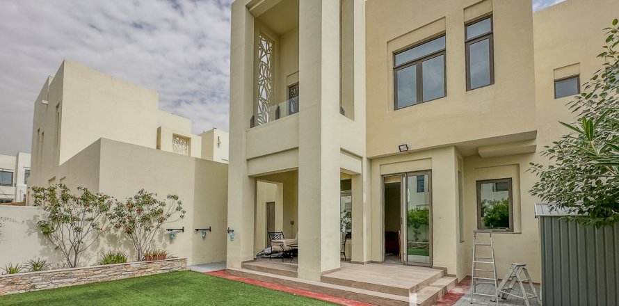 Villa asukohaga Reem, Dubai, AÜE: 3 magamistoaga, 278.15 m² Nr 733967
