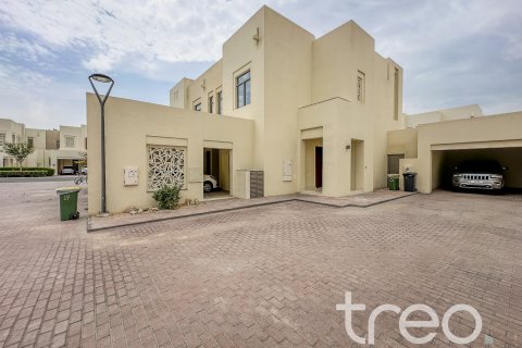 Müüa villa asukohaga Reem, Dubai, AÜE: 3 magamistoaga, 278.15 m² Nr 733967 - pilt 16
