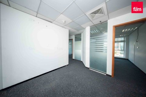 Снять в аренду офис в Sheikh Zayed Road, Дубай, ОАЭ 106.8м2, № 682219 - фото 5