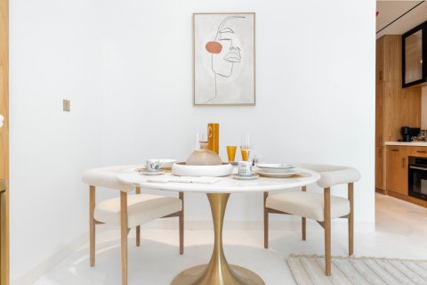 Apartment til salg i Dubai Studio City, Dubai, UAE 2 soveværelser, 102.9 kvm № 682224 - foto 2