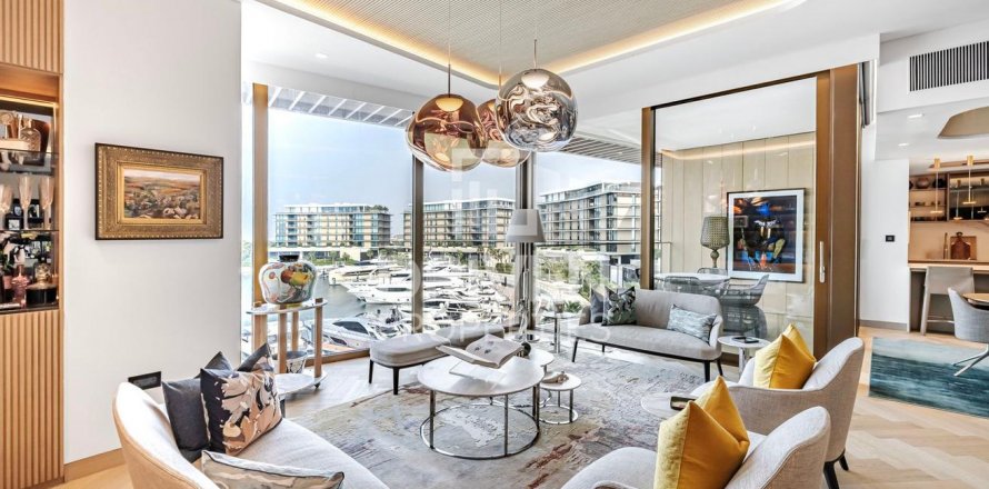 Apartmen di Jumeirah, Dubai, UAE 3 bilik tidur, 251 meter persegi № 603350
