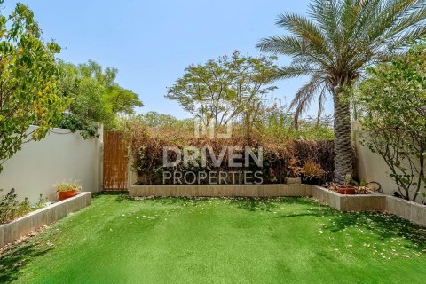 Купити віллу в Дубай Хилс Эстейт, Дубай, ОАЕ 3 спальні, 196м2, № 654594 - фото 1