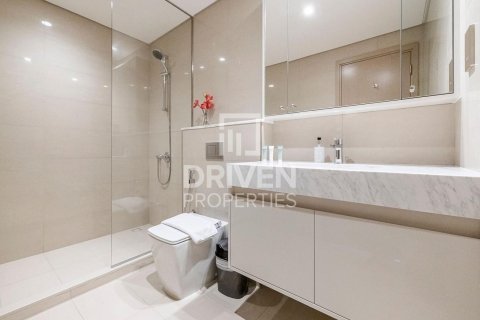 Купить квартиру в Даунтаун Дубай (Даунтаун Бурдж Дубай), ОАЭ 2 спальни, 92м2, № 654598 - фото 13