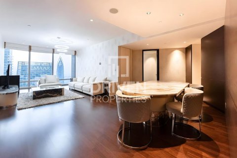 Apartment til salg i Downtown Dubai (Downtown Burj Dubai), Dubai, UAE 1 soveværelse, 128.02 kvm № 764944 - foto 1