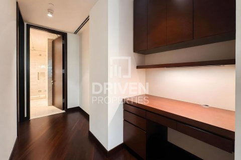 Apartment til salg i Downtown Dubai (Downtown Burj Dubai), Dubai, UAE 1 soveværelse, 128.02 kvm № 764944 - foto 8
