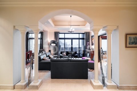 Penthouse di Palm Jumeirah, Dubai, UAE 4 bilik tidur, 456 meter persegi № 720570 - foto 11