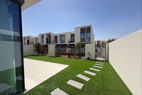 Таунхаус The Valley, Дубай, БАӘ-да 4 жатын бөлмелер, 255 м² № 720594 - фото 1
