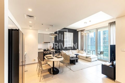 Müüa korter asukohaga Downtown Dubai (Downtown Burj Dubai), Dubai, AÜE: 2 magamistoaga, 102 m² Nr 654121 - pilt 1