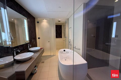 Dzīvoklis Business Bay, Dubaijā, AAE 3 istabas, 162 m2 Nr. 660463 - attēls 20