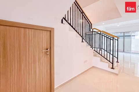 Kuća u nizu u Dubai, UAE 3 spavaćih soba, 112.2 m2 Br. 682080 - fotografija 10