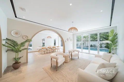 Vila u gradu Arabian Ranches, Dubai, UAE 6 spavaće sobe, 520 m2 Br. 670188 - Slika 2