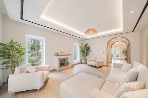 Vila u gradu Arabian Ranches, Dubai, UAE 6 spavaće sobe, 520 m2 Br. 670188 - Slika 5