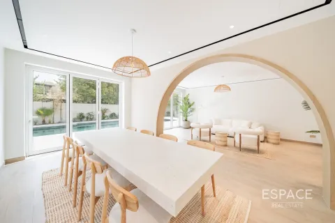 Vila u gradu Arabian Ranches, Dubai, UAE 6 spavaće sobe, 520 m2 Br. 670188 - Slika 15