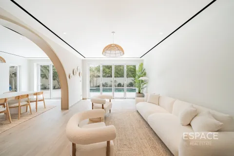 Vila u gradu Arabian Ranches, Dubai, UAE 6 spavaće sobe, 520 m2 Br. 670188 - Slika 3