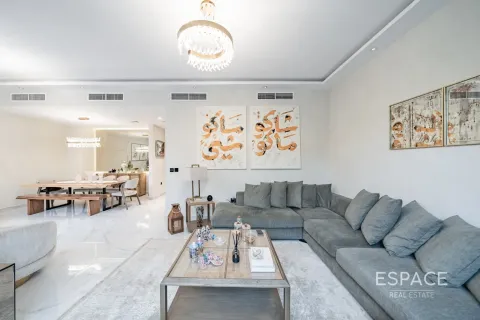 Müüa villa asukohaga Dubai Hills Estate, AÜE: 4 magamistoaga, 222 m² Nr 670183 - pilt 3