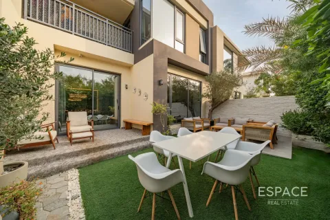 Müüa villa asukohaga Dubai Hills Estate, AÜE: 4 magamistoaga, 222 m² Nr 670183 - pilt 17