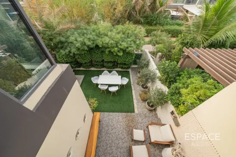 Müüa villa asukohaga Dubai Hills Estate, AÜE: 4 magamistoaga, 222 m² Nr 670183 - pilt 16