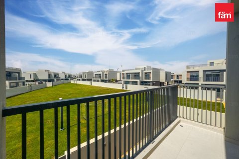 Vilă de vânzare în Dubai, EAU 4 dormitoare, 306.3 mp.  №647701 - poză 15