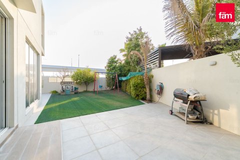 Villa in Jumeirah Park, Dubai, UAE 4 bedrooms, 341.3 sq.m. № 647700 - photo 19